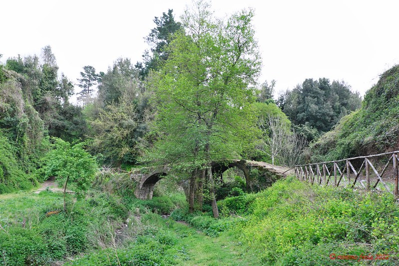 Sessa Aurunca (CE) – Ponte presumibilmente di età medioevale sul Rio&nbsp;Maddalena