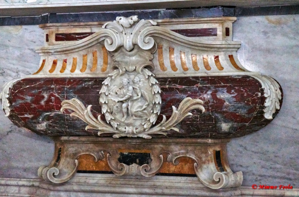 L’altare della chiesa di Santa Maria la Nova in Teano (CE) –&nbsp;Particolare