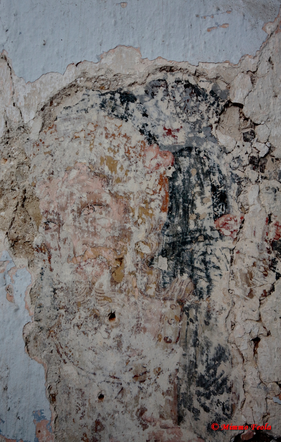 I volti della sacrestia della Chiesa di San Pietro in Aquariis in Teano&nbsp;(CE)