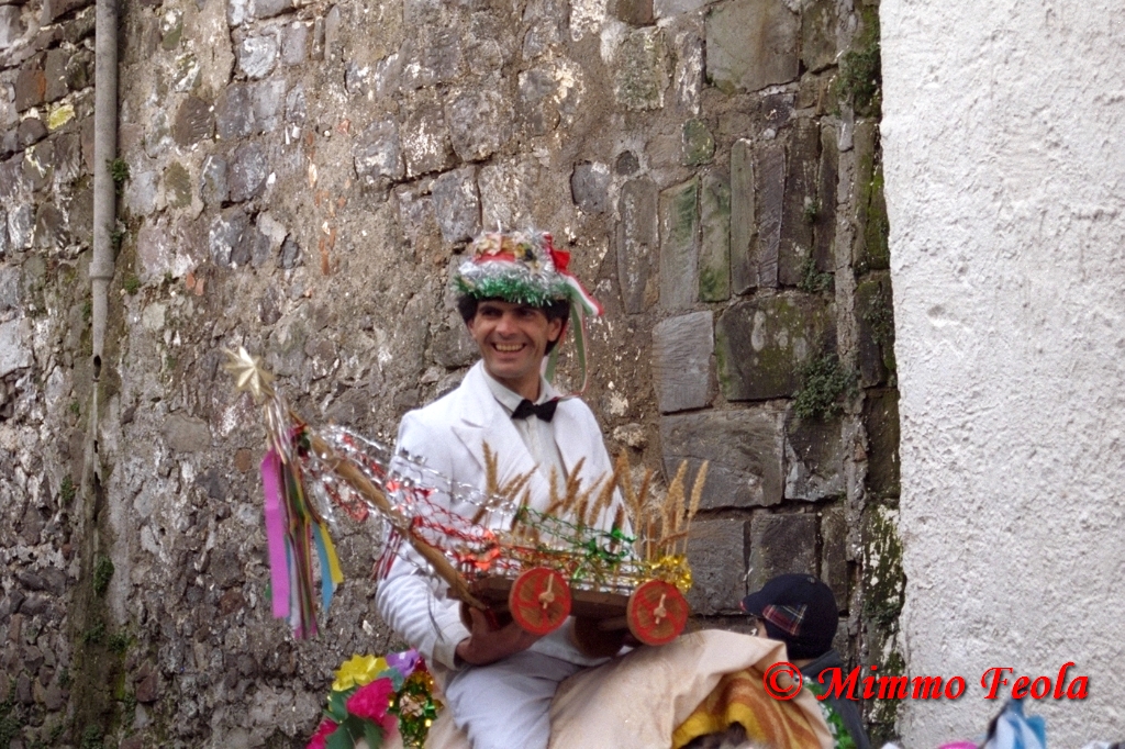 Teano – Fontanelle – 1993 – Febbraio – La ‘Cantata dei mesi’ –&nbsp;Luglio